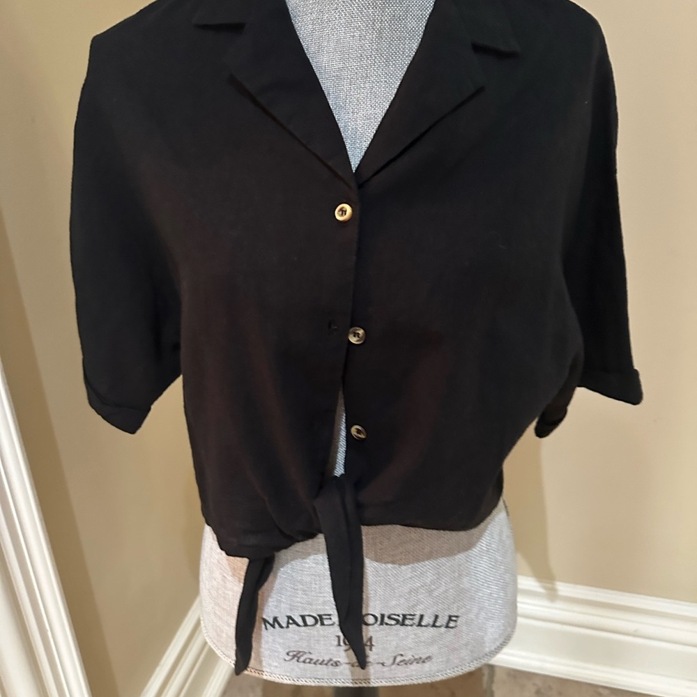 Harlow Tie Front Top